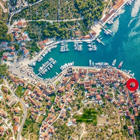 Riva Apartments Villa Thalia - Milna, Brac Милна Екстериор снимка