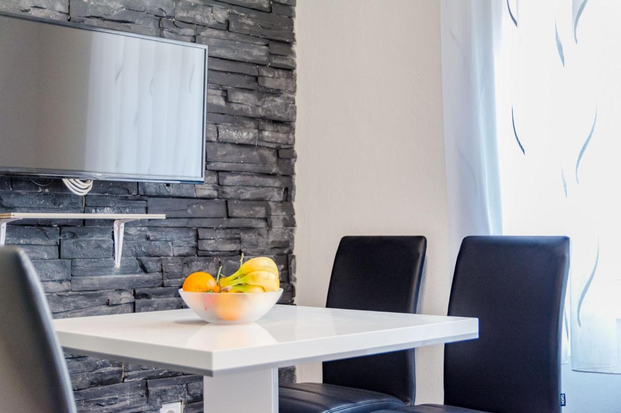 Riva Apartments Villa Thalia - Milna, Brac Милна Екстериор снимка